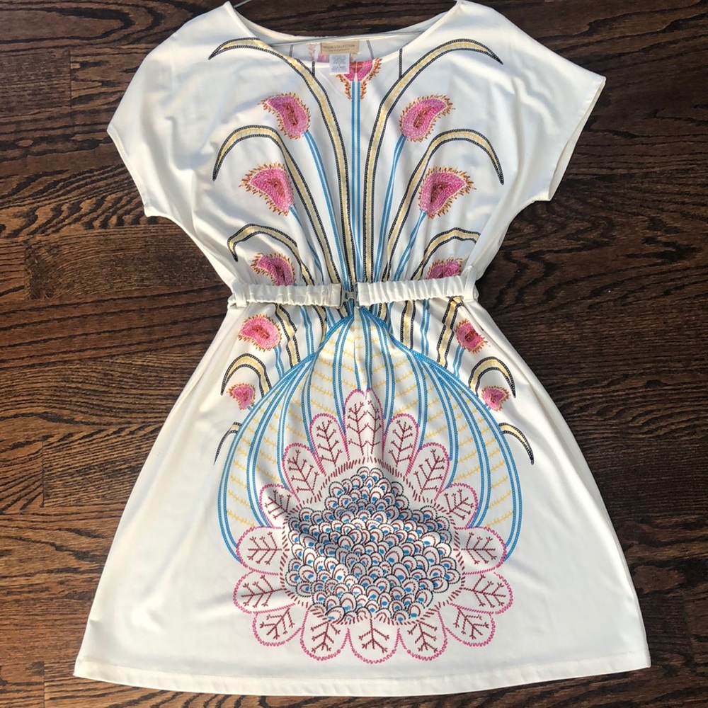 Moon Collection short dress with belt